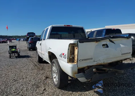 2004 Chevrolet Silverado 1500 Ls from USA, damaged, VIN 2GCEK19V141101532